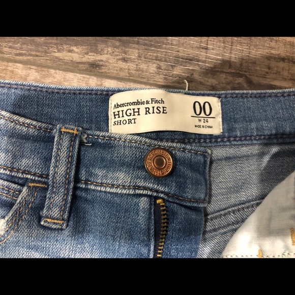 Abercrombie and Fitch 00 24 high waist Jean shorts - Picture 2 of 3
